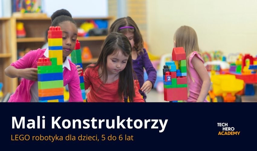 Dzieci budujace z duzych kolorowych klockow na zajeciach Mali Konstruktorzy
