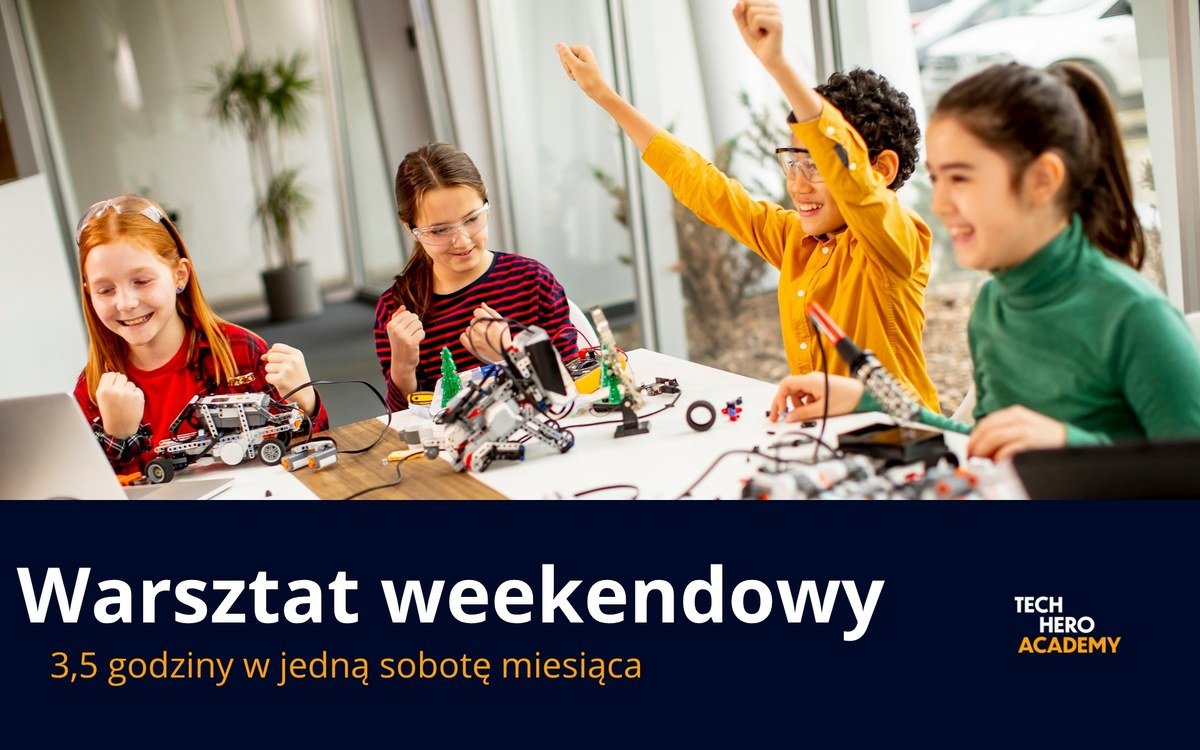 Grupa dzieci przy stole z robotami LEGO na warsztacie weekendowym Tech Hero Academy