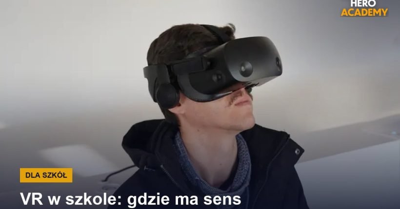 Osoba w goglach wirtualnej rzeczywistości w jasnym wnętrzu